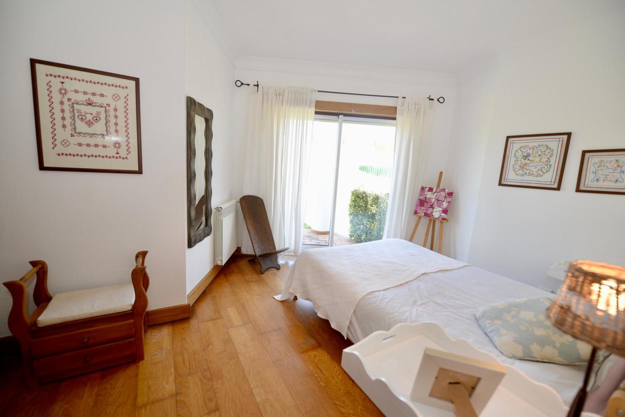 Paddle - Sea View Apartment With 3 Pools, Tennis & Squash Court サン・マルティーニョ・ド・ポルト エクステリア 写真